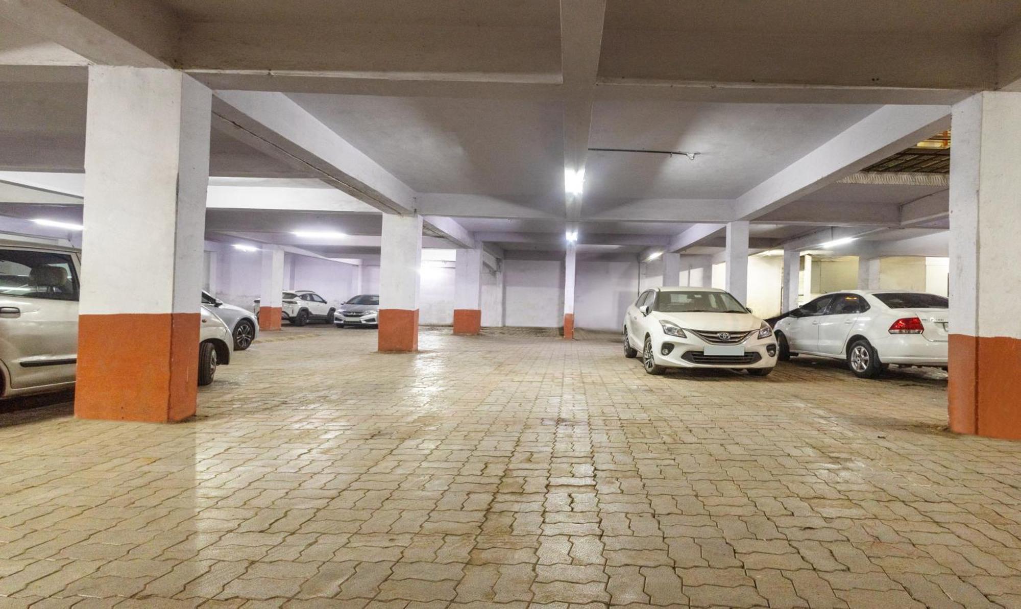 Itsy Hotels Signature, Nehru Nagar Ahmedabad Luaran gambar